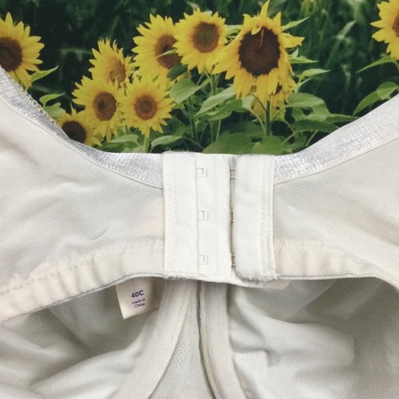Cacique Bra White w/ Lace Overlay 40C - Picture 6 of 6